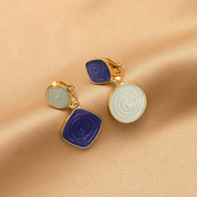 Vintage Personality Ear Clip Without Ear Piercings Advanced Sense Simple Earrings Fashion Temperament Pearl Ear Hanging Girl